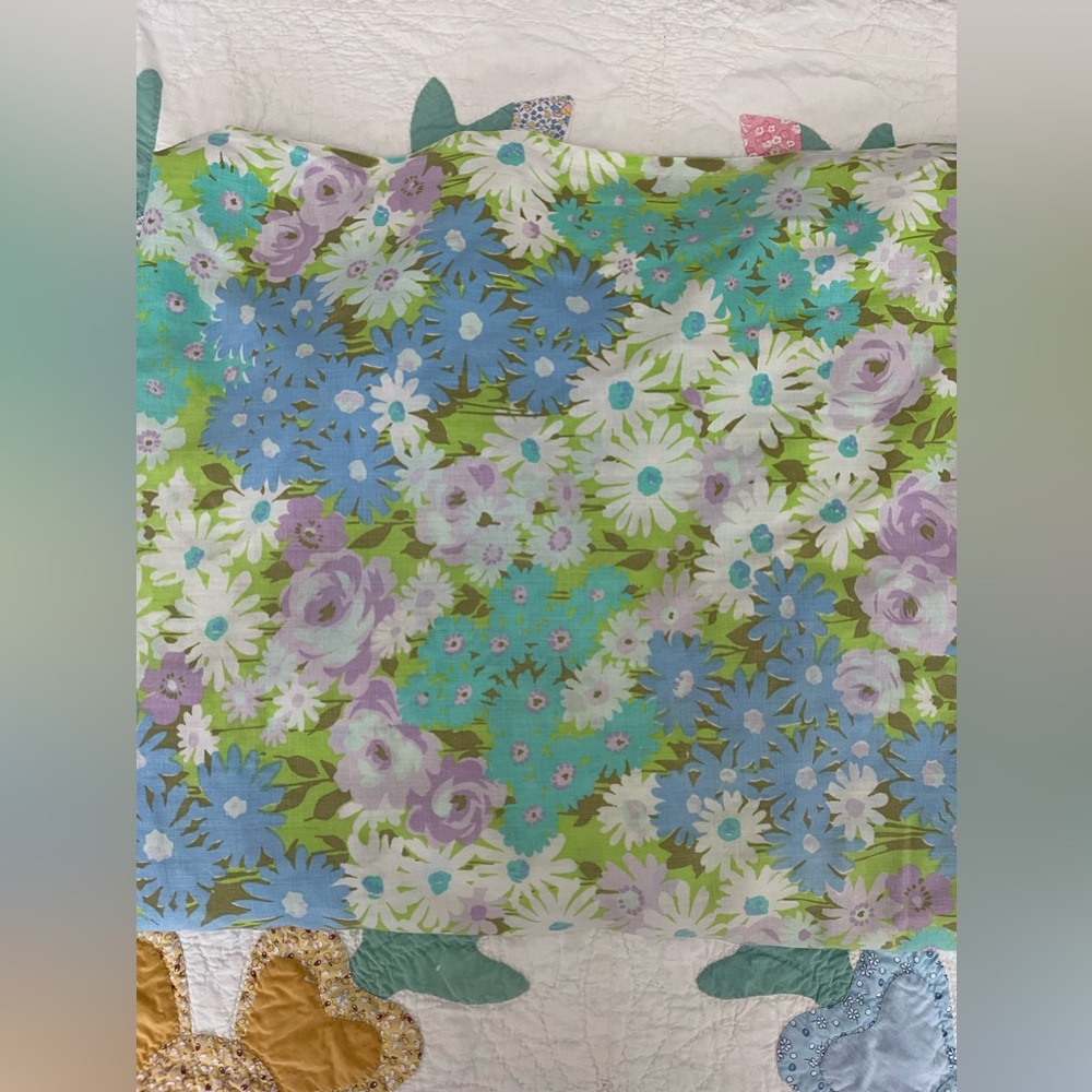 Vintage 60s 70s floral fitted sheet